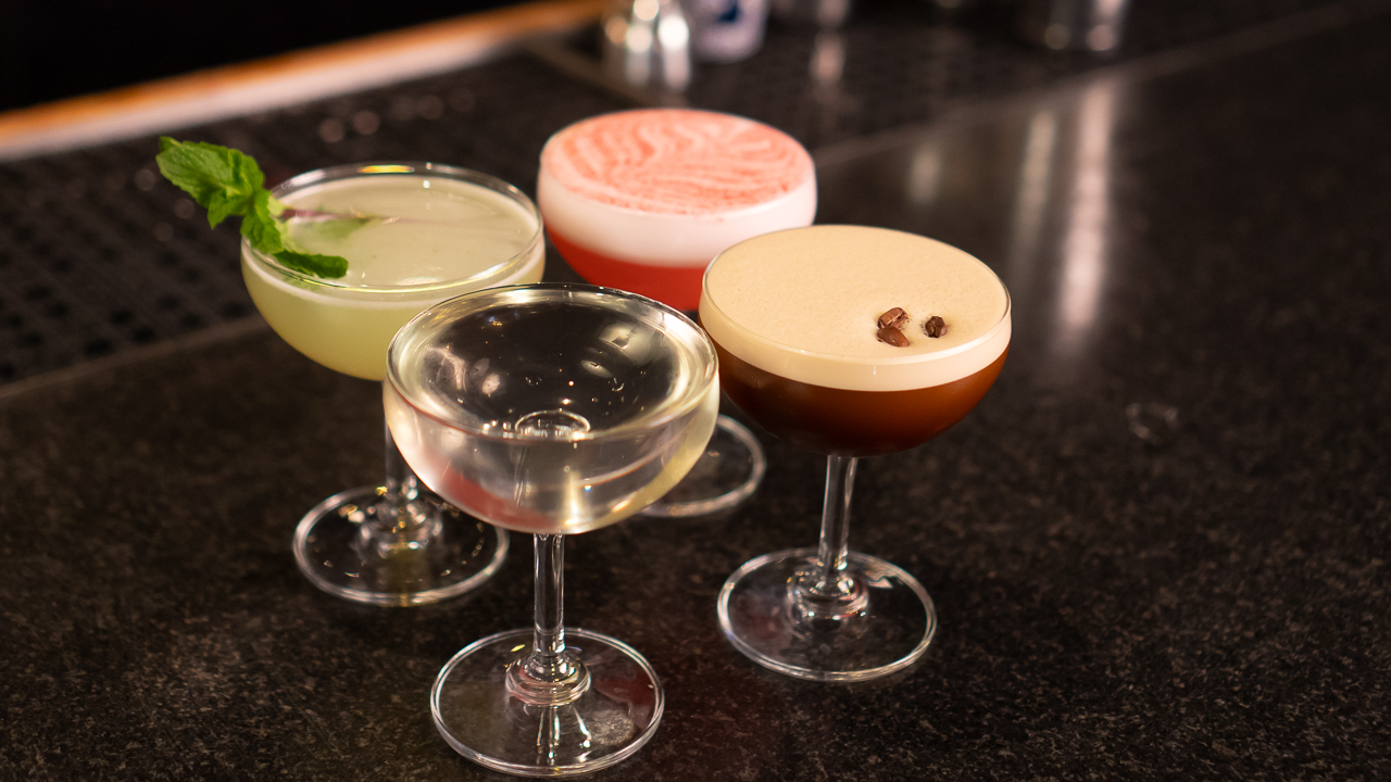 HappyHours-01-1